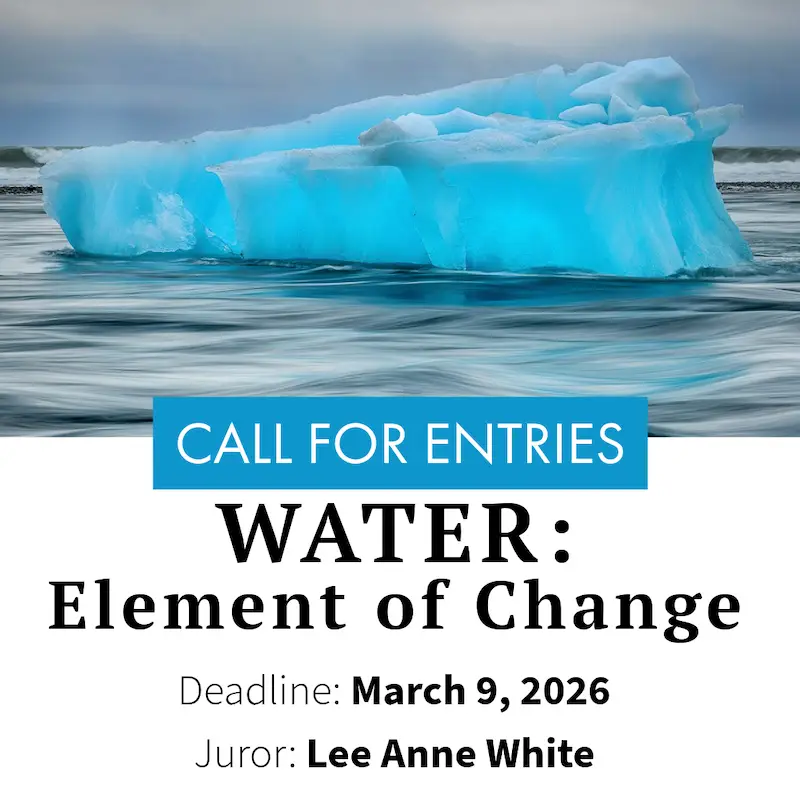 Water: Element of Change por PhotoPlace Gallery