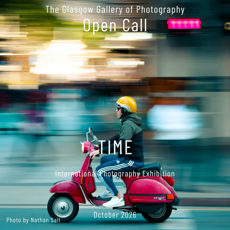Time por The Glasgow Gallery of Photography