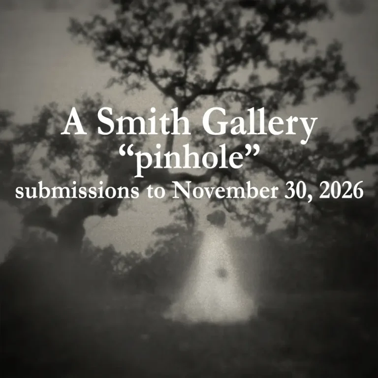 Pinhole por A Smith Gallery
