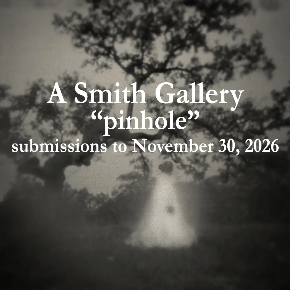 Pinhole por A Smith Gallery